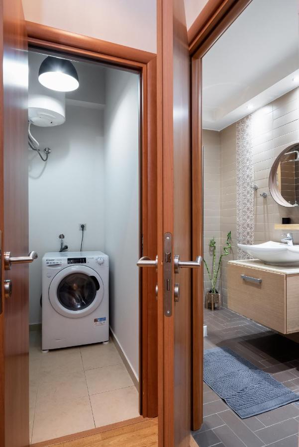 Plaka Apartment With Terrace View アテネ エクステリア 写真